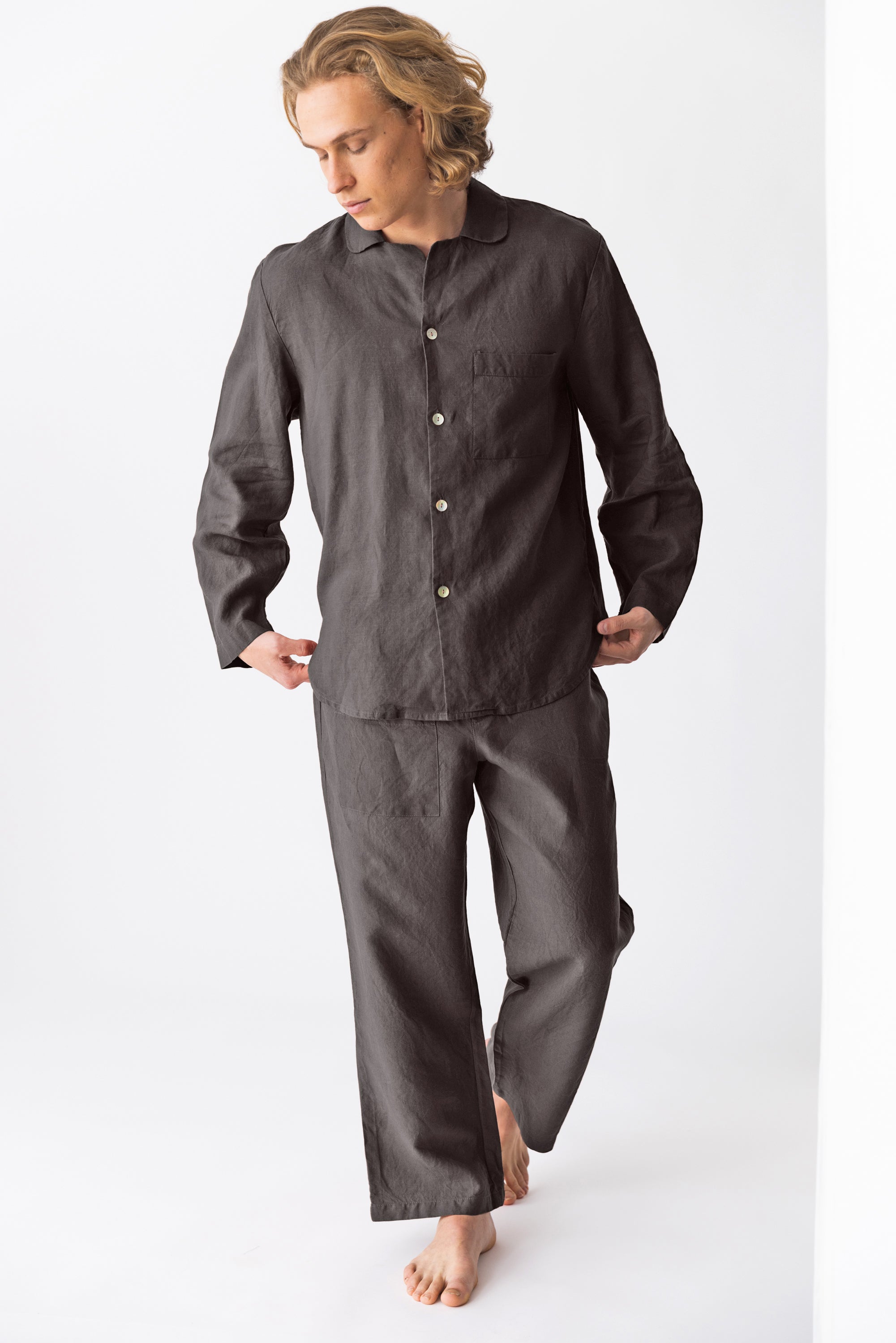 Ensemble pyjama homme en soie, pyjama satin homme long, ensemble pyjama en soie vêtement d'intérieur confortable uni deux pièces avec patte de boutonnage léger pyjamas grande taille loungewear Ensemble pyjama homme en soie, pyjama satin homme long, ensemble pyjama en soie vêtement d'intérieur confortable uni deux pièces avec patte de boutonnage léger pyjamas grande taille loungewear