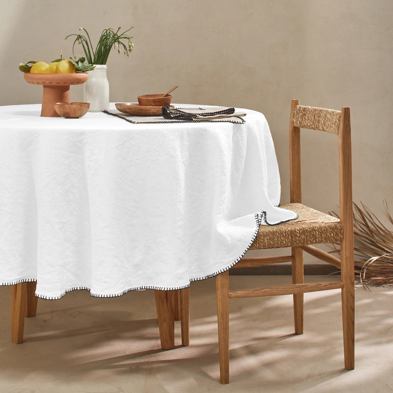 Nappe ronde point de cheval en lin lavé blanc optique
