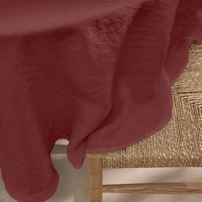 Nappe ovale sur mesure en lin rouge brique
