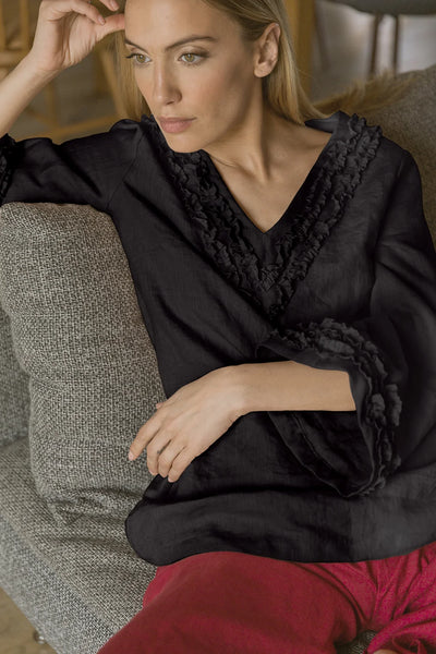 Robe de nuit courte en lin lavé à mini volants noire