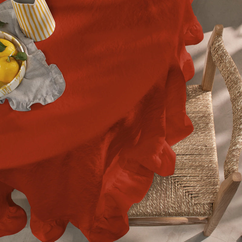 Nappe ovale en lin a volant corail