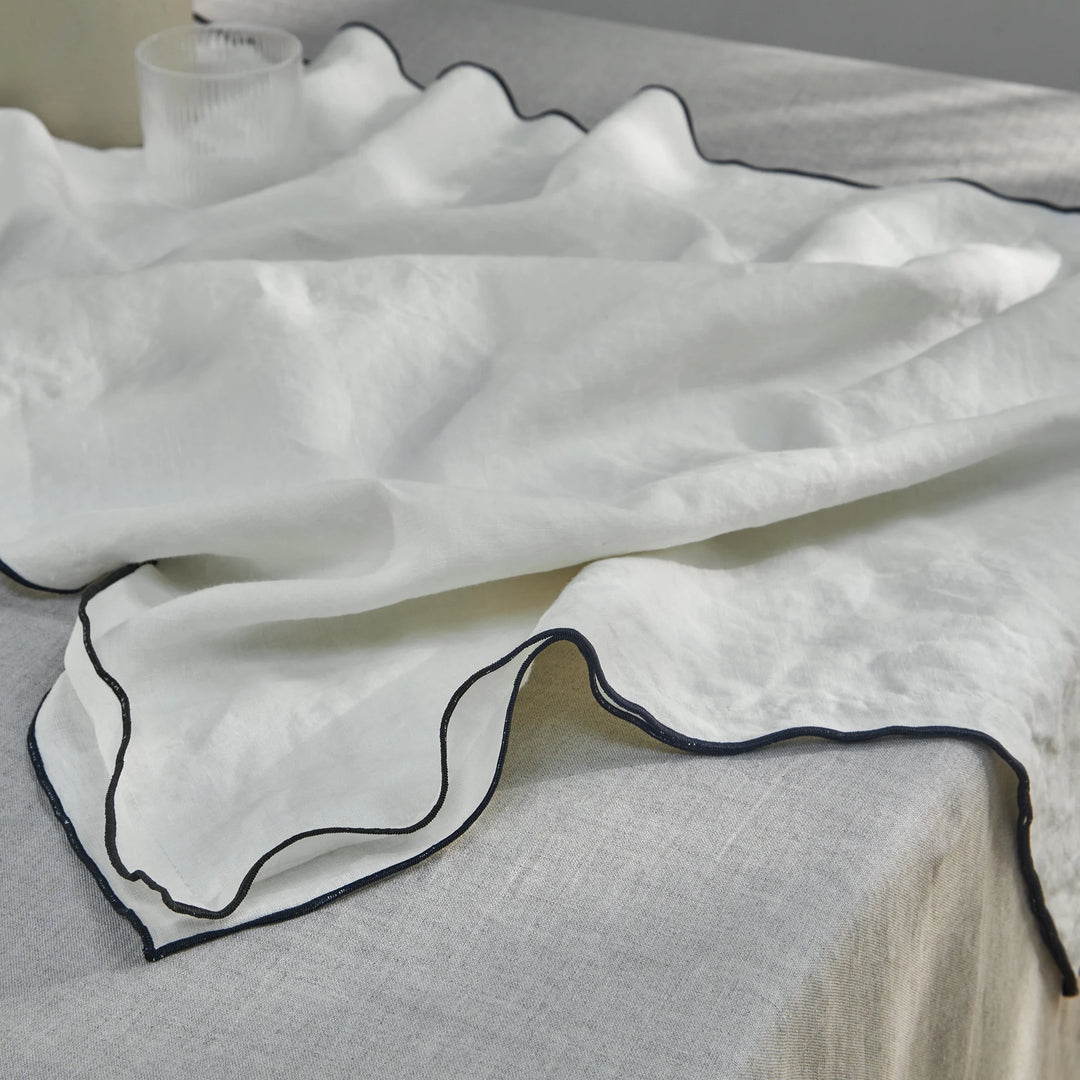 Chemin De Table En Lin Noir | Runner Collection