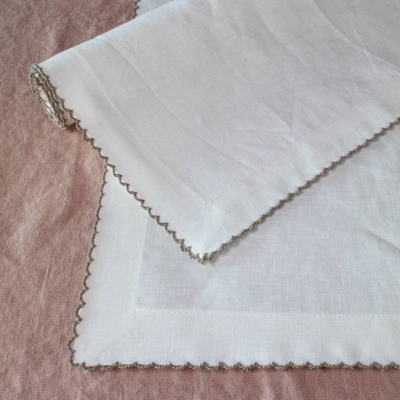 Serviettes de table avec finition Crochet