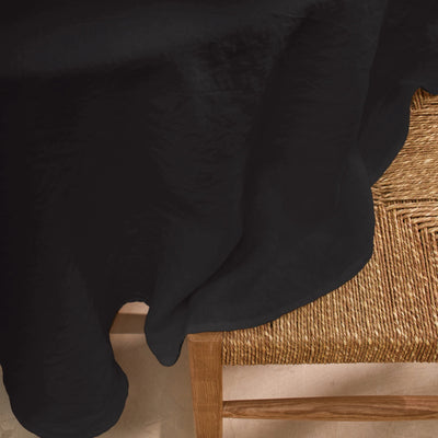 Nappe basique ronde en lin noir