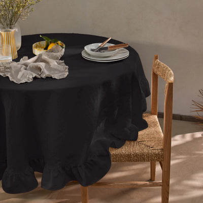 Nappe en lin lavé ovale a volant encre noire