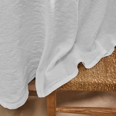 Nappe sur mesure ronde en lin ajouré gris minéral