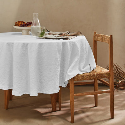 Nappe ronde en lin lavé bord crochet gris minéral