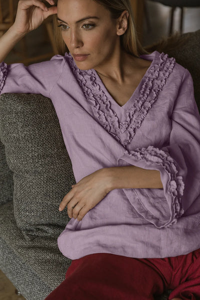 Robe de nuit courte en lin lavé à mini volants lilas