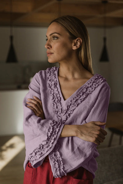 Robe de nuit courte en lin lavé à mini volants lilas