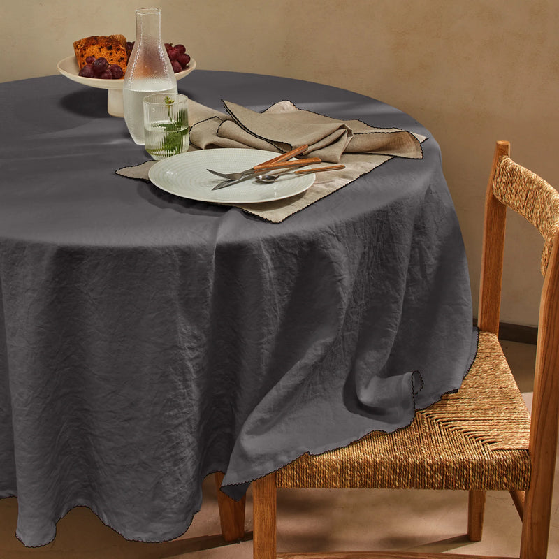 Nappe ovale sur mesure en lin bord crochet gris plomb