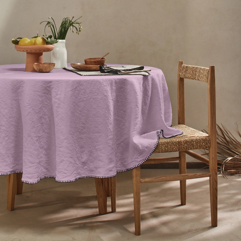 Nappe ronde point de cheval en lin lavé lilas