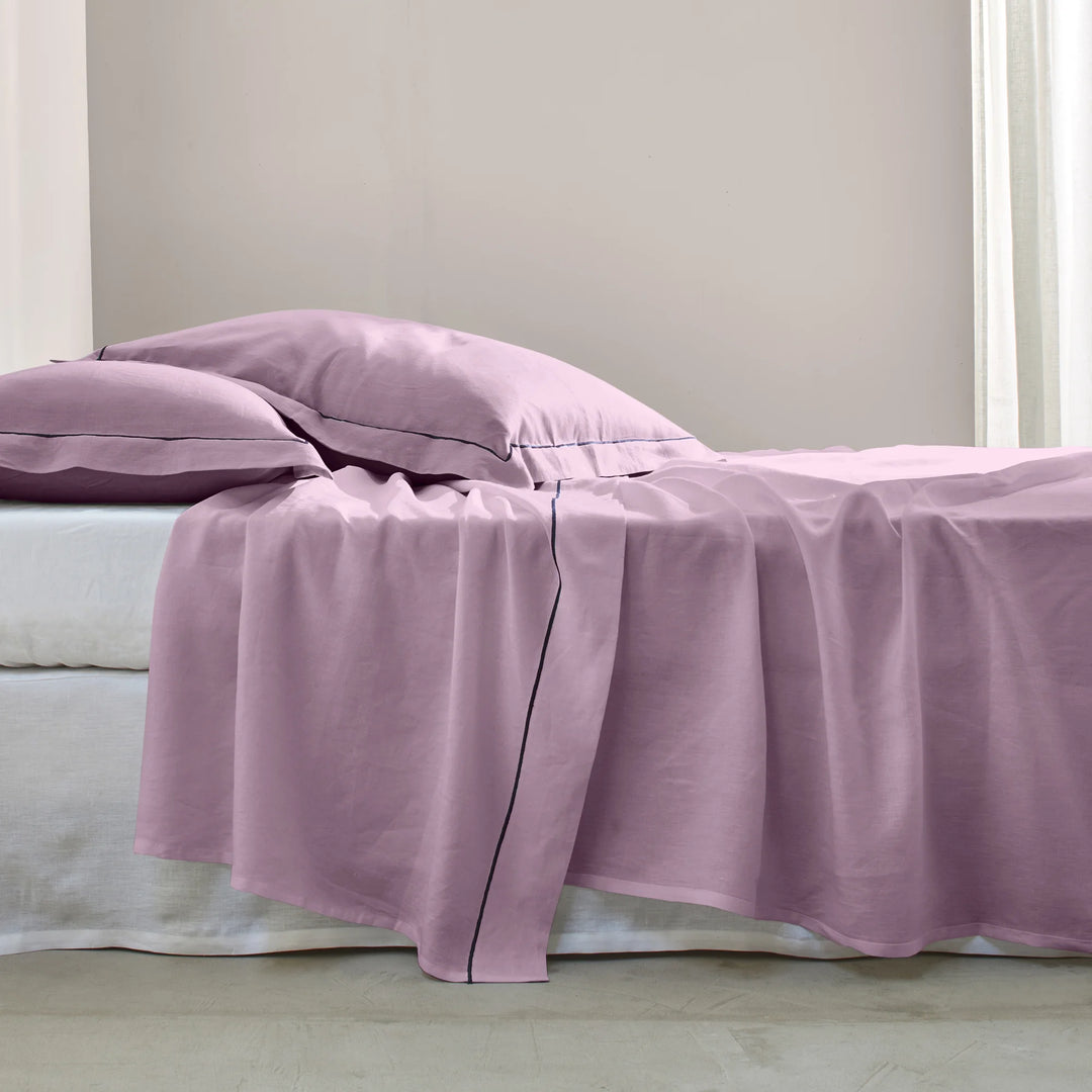 Drap Blanc Brodé Rose Et Mauve - Coton 200x240 Cm - 2 Personnes - Occasion