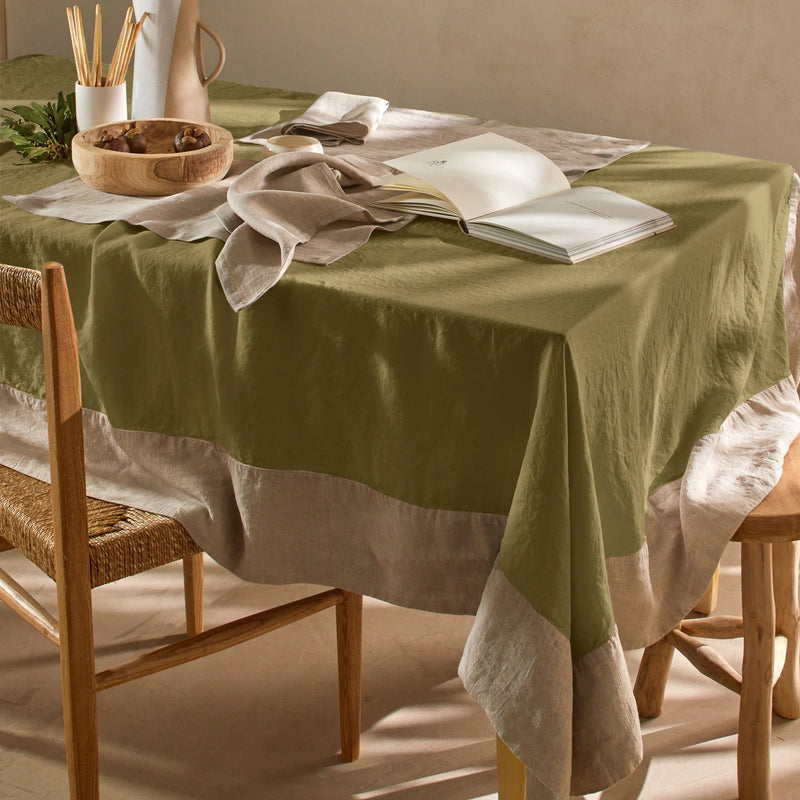 Nappe bicolore sur mesure en lin lavé vert olive