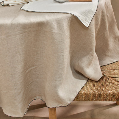 Nappe sur mesure ovale bord crochet en lin lavé naturel