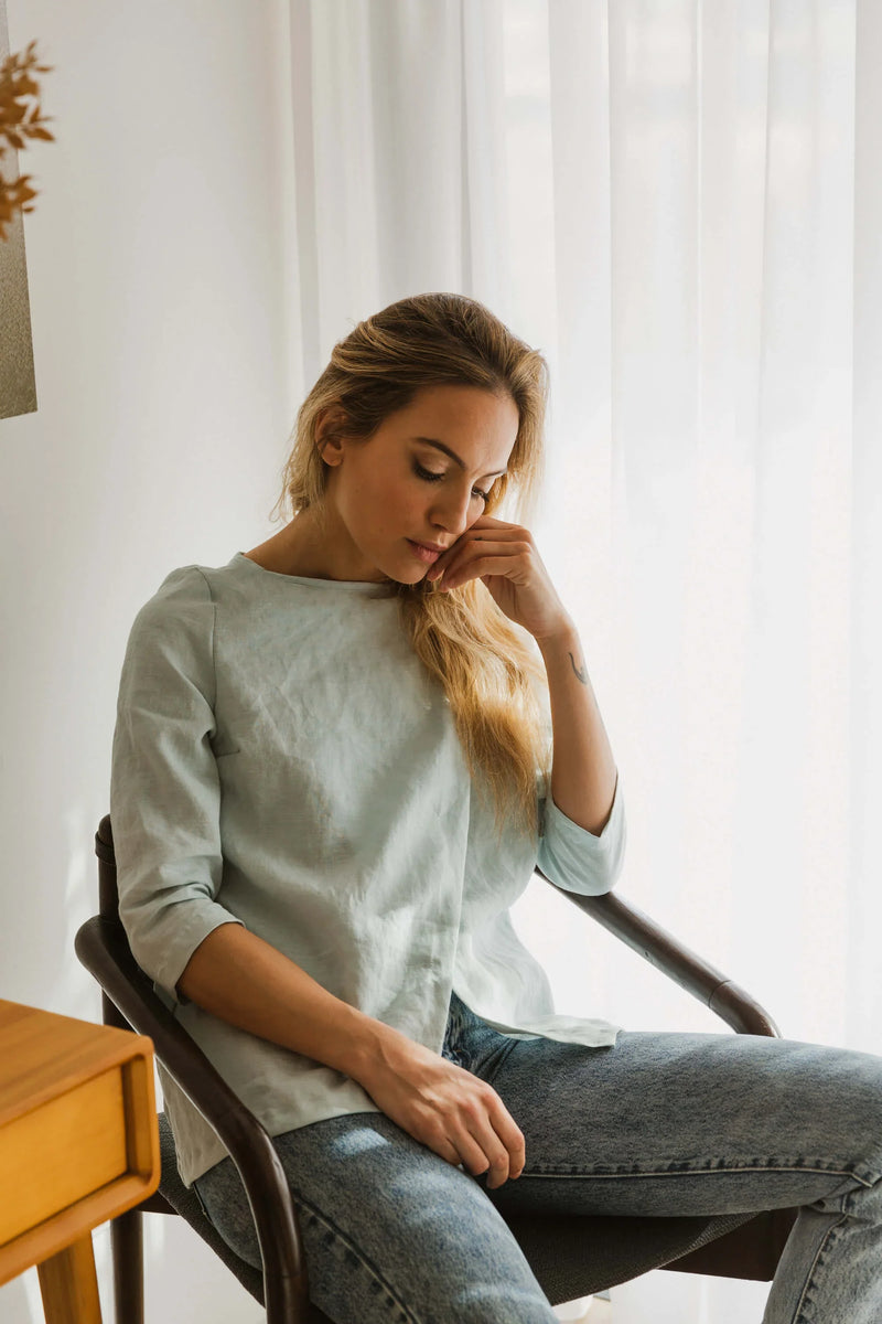 Chemisier col bateau femme en lin bleu clair Linenshed