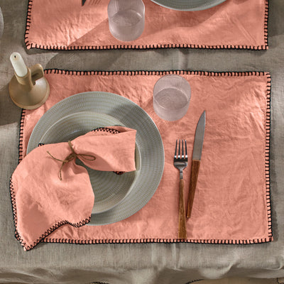Sets de table "Point de Cheval" en lin lavé rose