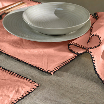 Sets de table bordé "Point de Cheval" en lin rose