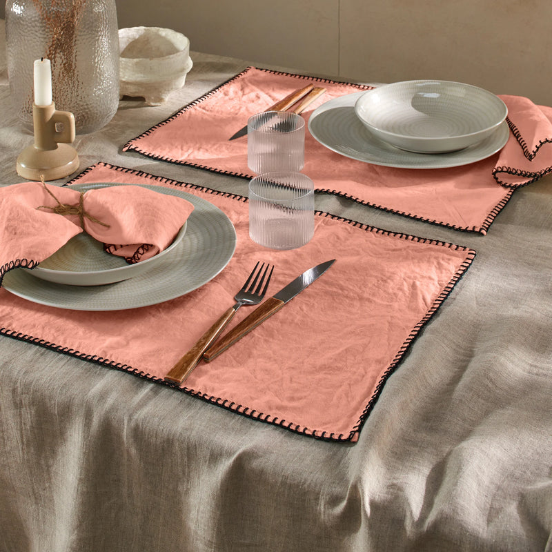 Sets de table "Point de Cheval" en lin rose