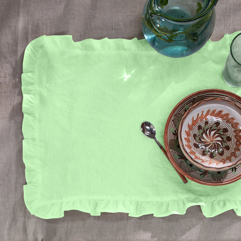 Sets de table à volants en lin vert menthe